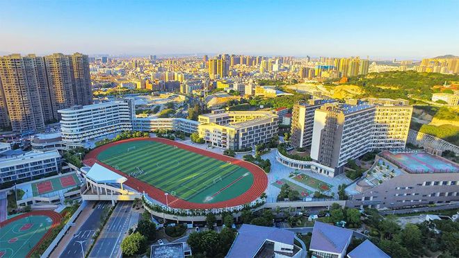 福建新答卷|石獅:我是sh&iacute;shī,為建設(shè)現(xiàn)代化商貿(mào)之都,我拼了!